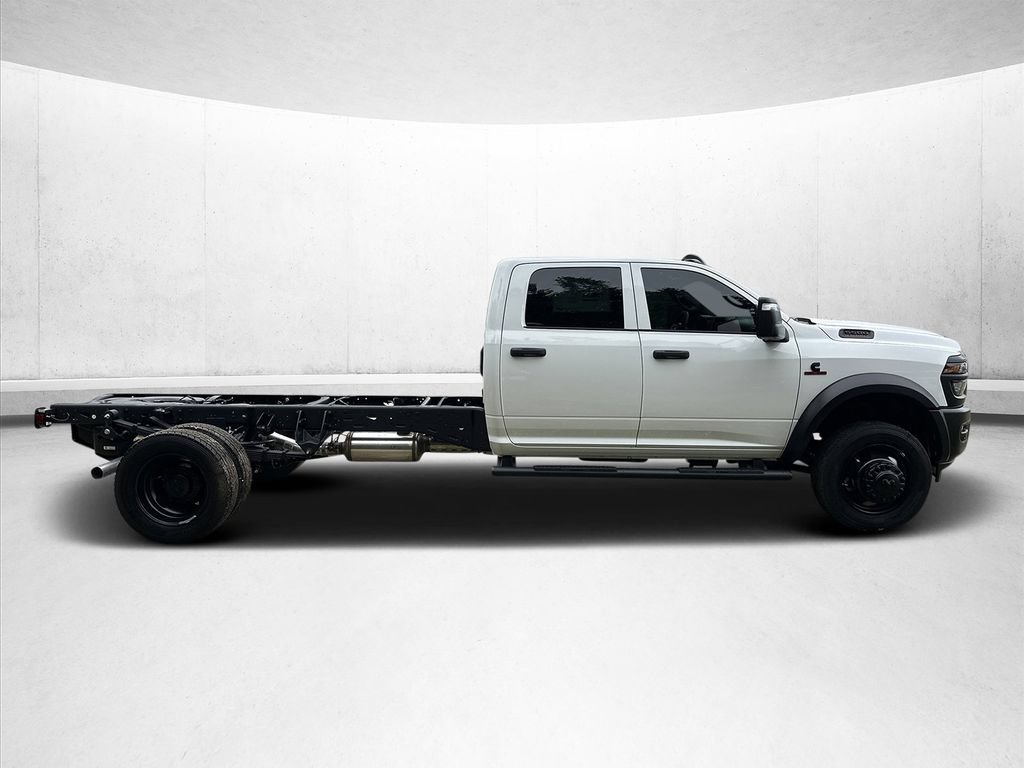 New 2026 RAM 5500 Tradesman AWD/4WD image 2