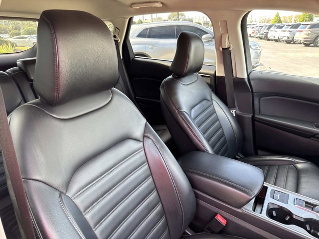 Used 2024 Ford Edge SEL image 20