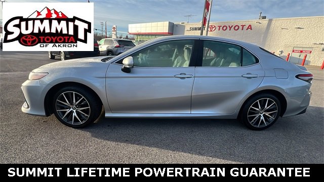 Certified 2022 Toyota Camry XLE image 2