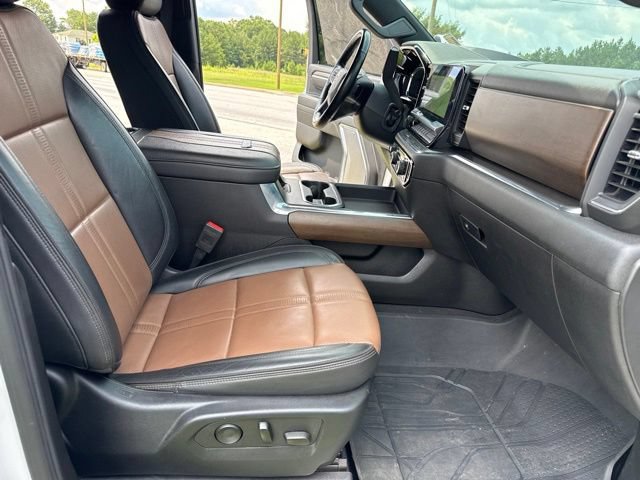 Used 2024 Chevrolet Silverado 2500 High Country w/ Technology Package AWD/4WD image 27