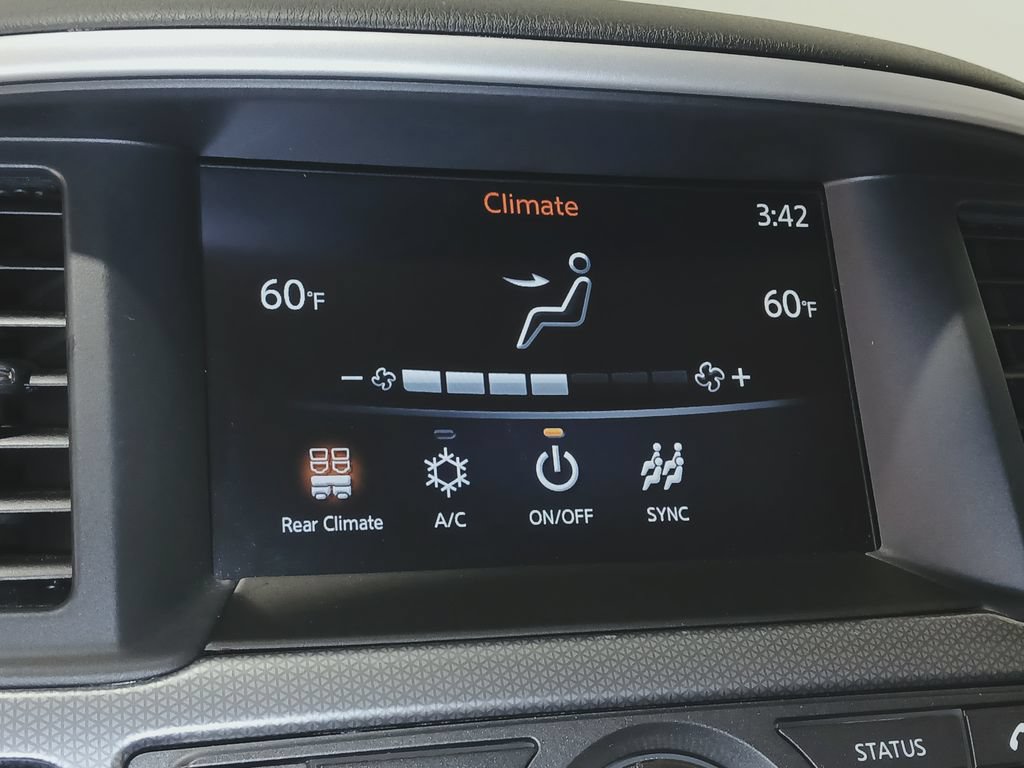 Used 2019 Nissan Pathfinder SL AWD/4WD image 30
