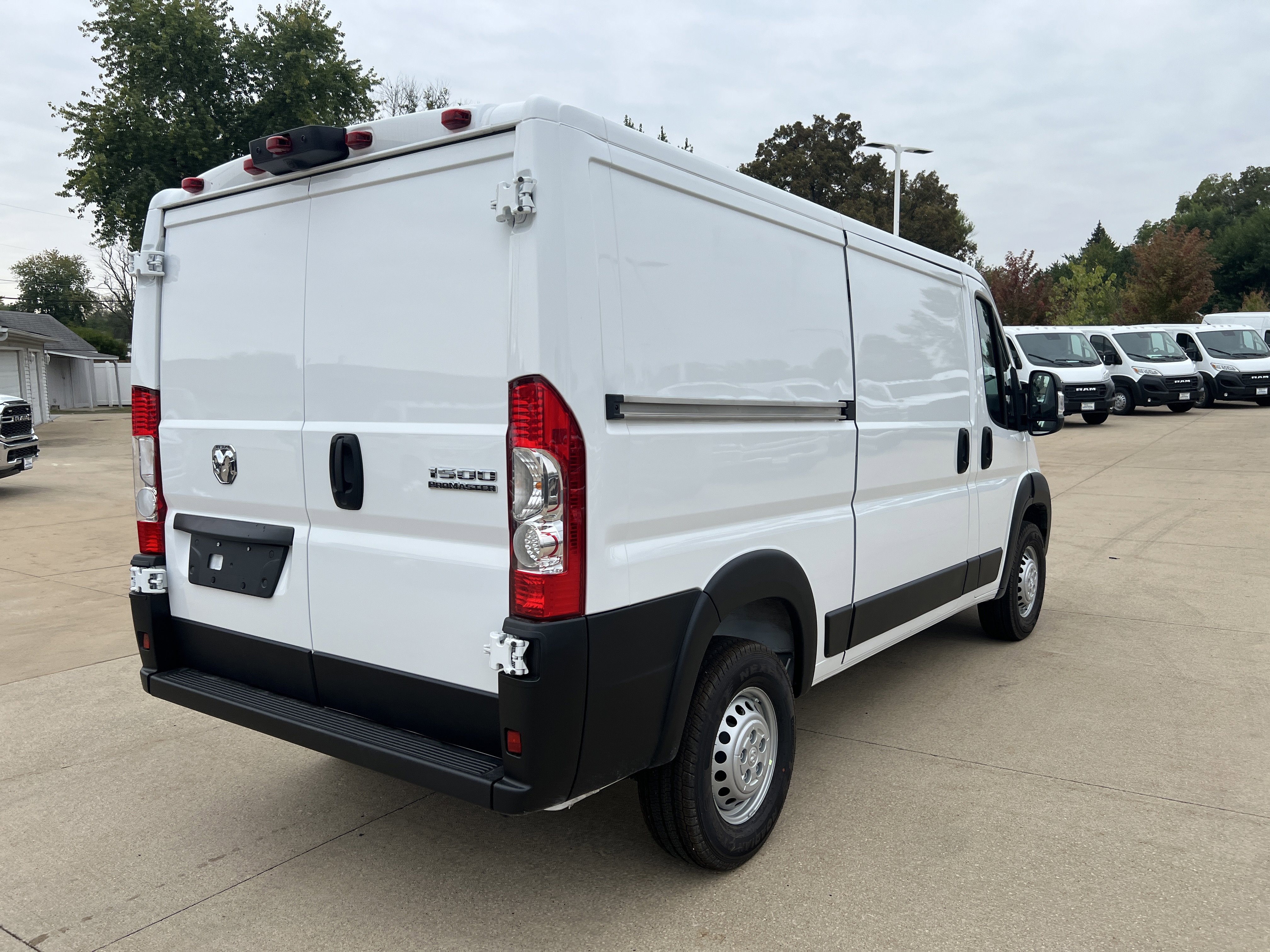New 2026 RAM ProMaster 1500 w/ Convenience Group image 6