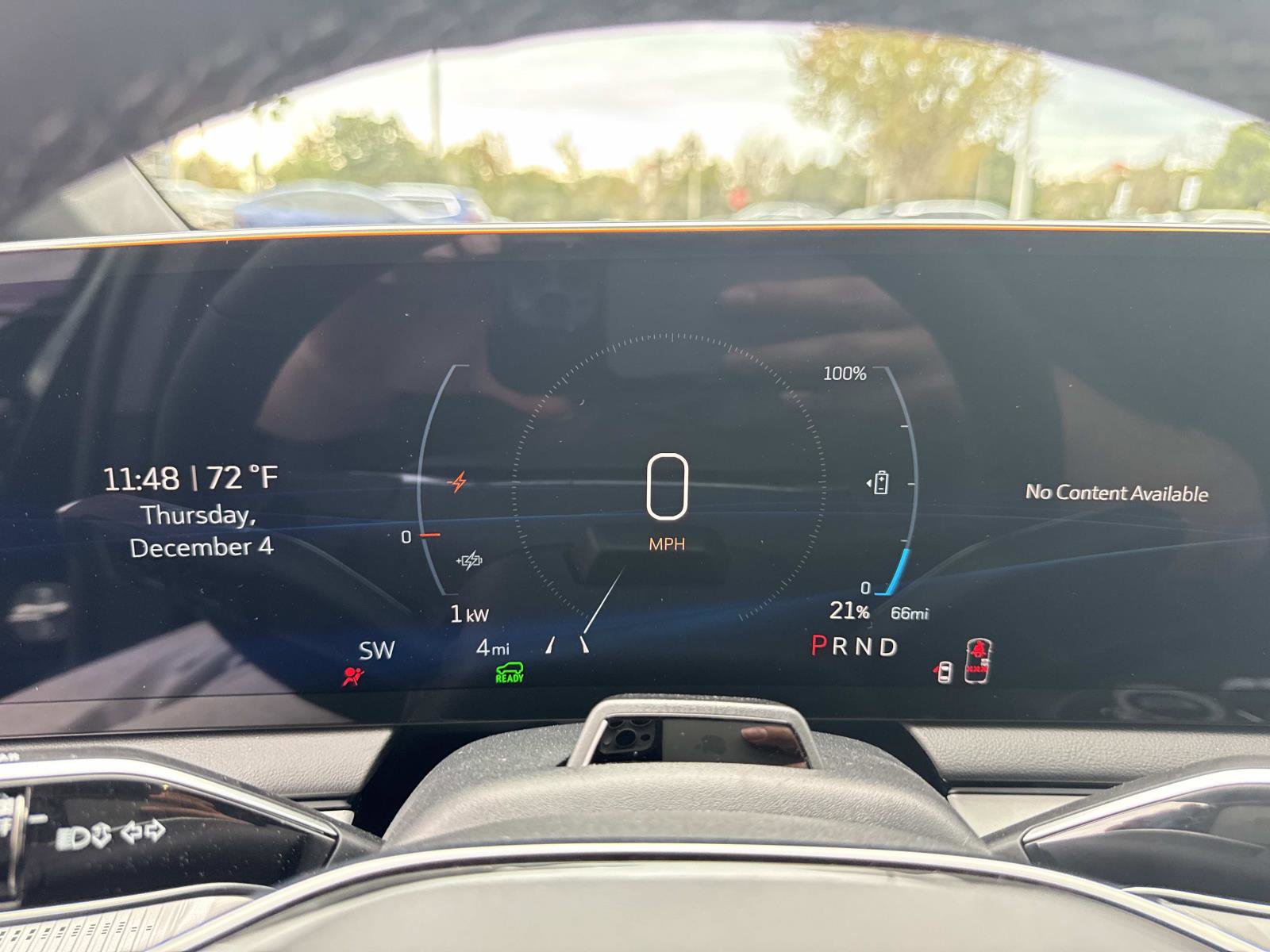 New 2026 Cadillac Optiq Luxury 2 image 34