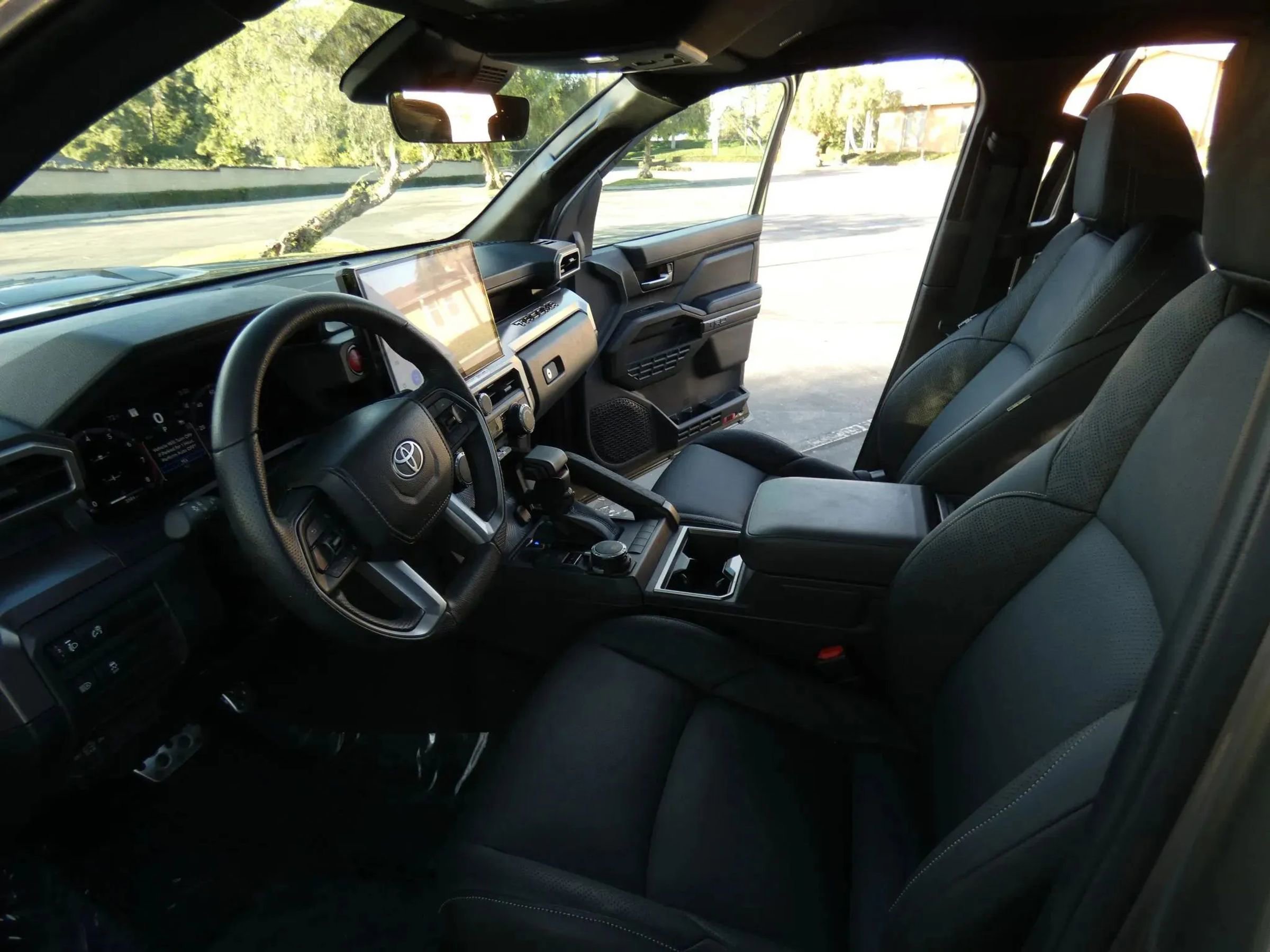 Used 2025 Toyota Tacoma TRD Sport image 60