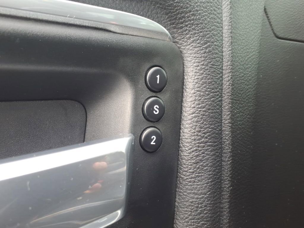 Used 2020 RAM 2500 Laramie w/ Night Edition AWD/4WD image 10