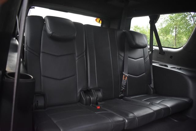 Certified 2019 Cadillac Escalade ESV Platinum AWD/4WD image 22
