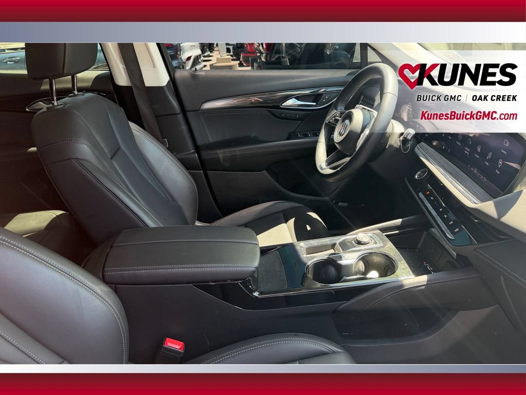 Used 2024 Buick Envision Preferred AWD/4WD image 39