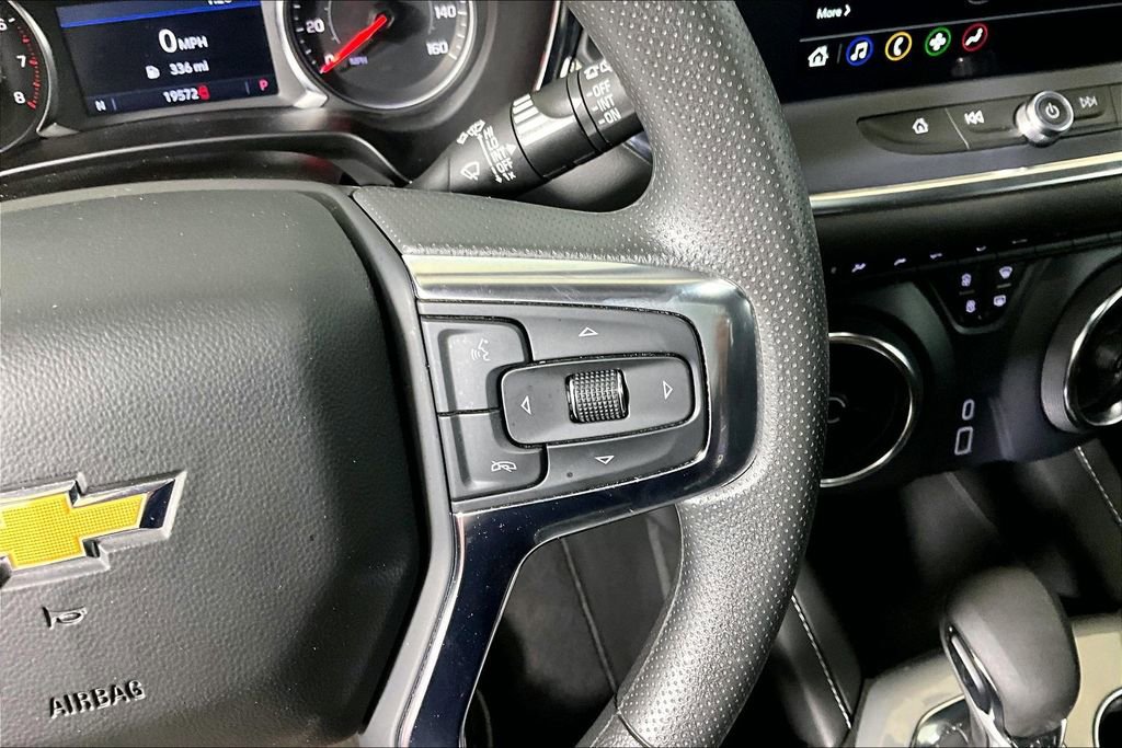 Used 2025 Chevrolet Blazer LT FWD image 15