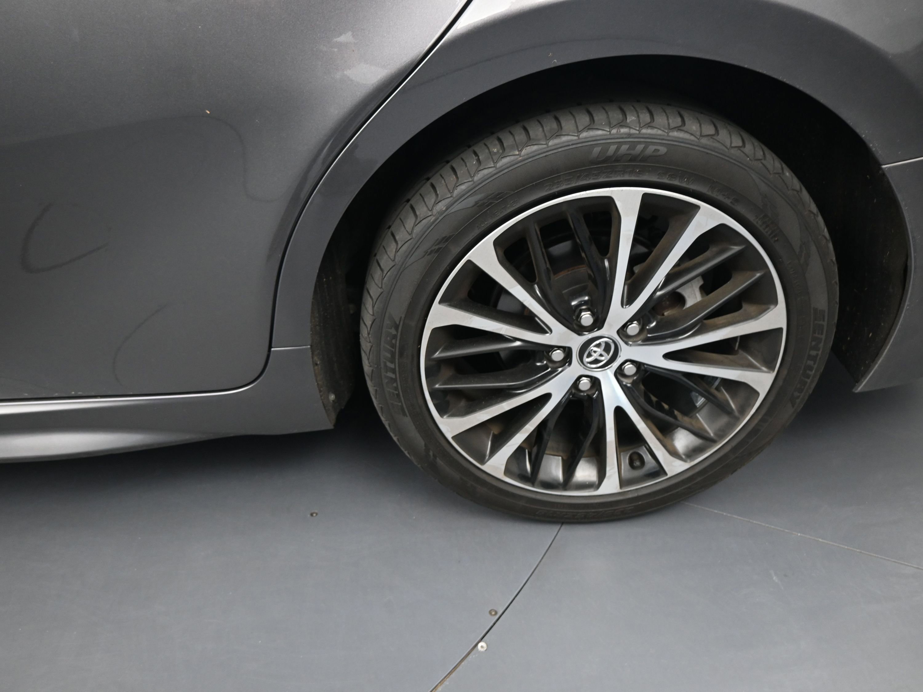 Used 2020 Toyota Camry SE image 18