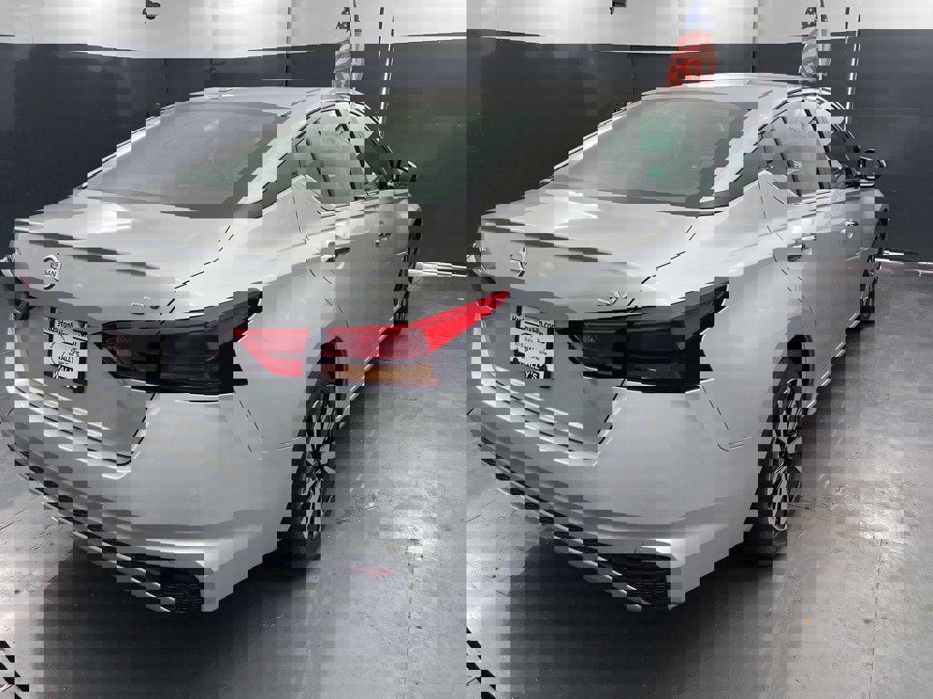 Used 2022 Nissan Altima 2.5 SV image 7