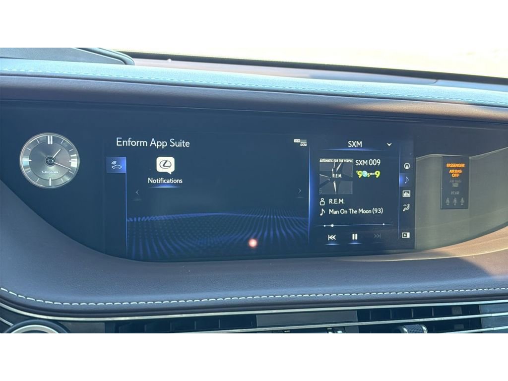 Used 2019 Lexus LS 500 AWD w/ Accessory Package (Z2) image 17