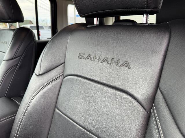 Used 2021 Jeep Wrangler Unlimited Sahara w/ Uconnect 4C Nav & Sound Group AWD/4WD image 26