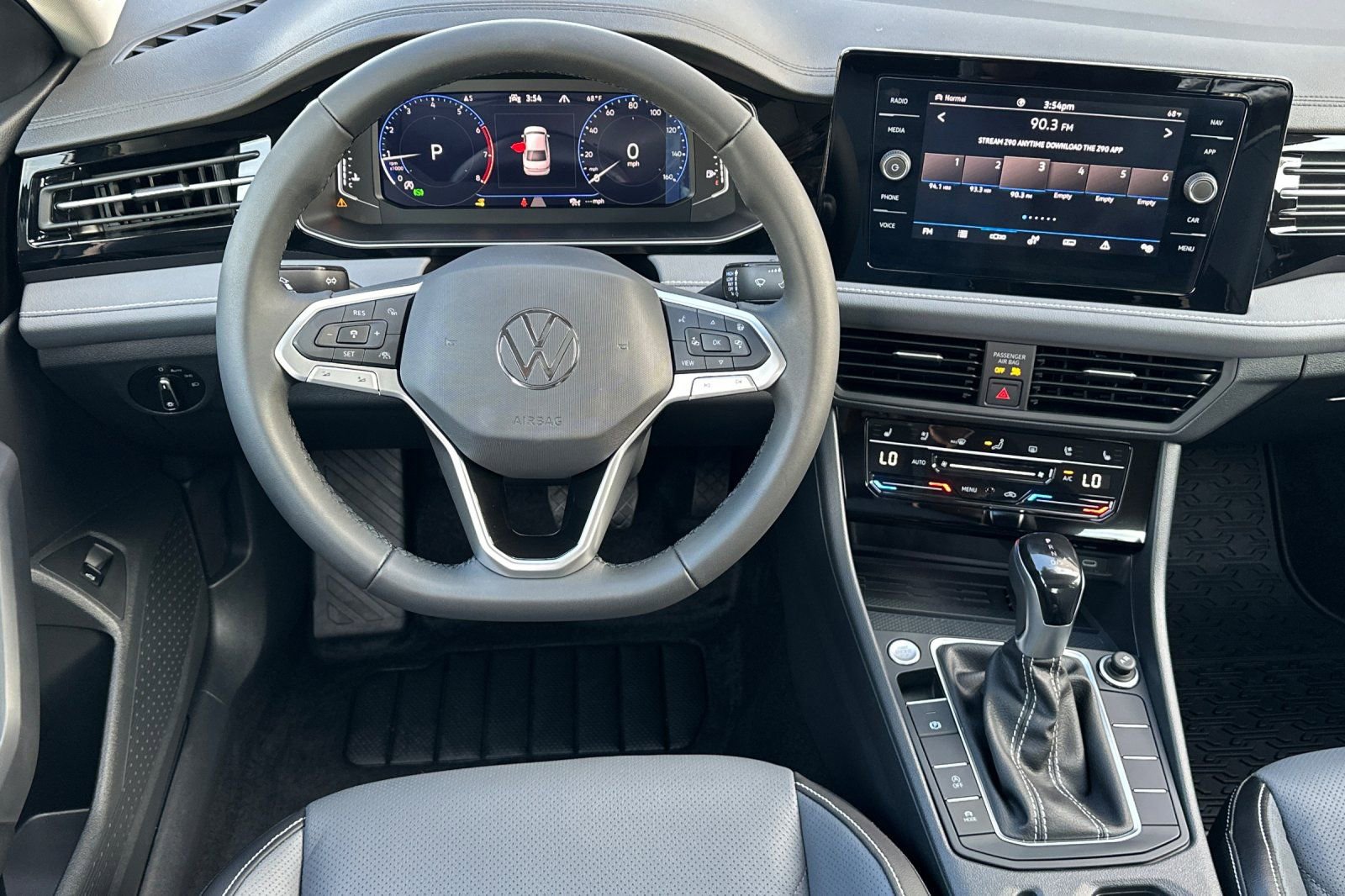 New 2026 Volkswagen Jetta SEL FWD image 12