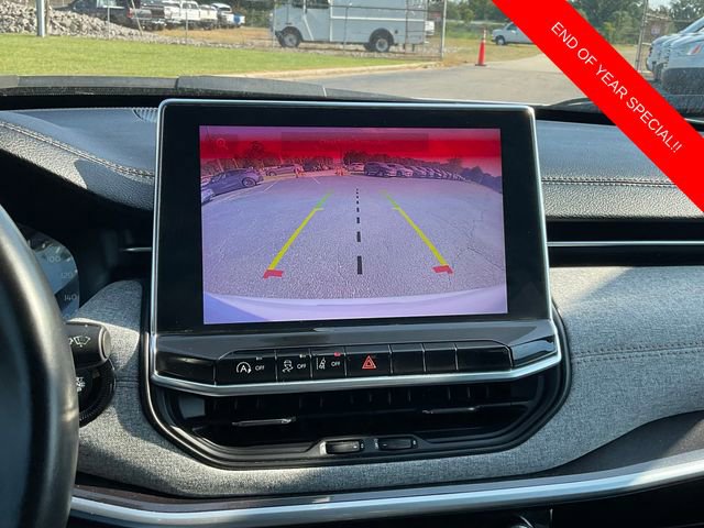 Used 2022 Jeep Compass Latitude image 17