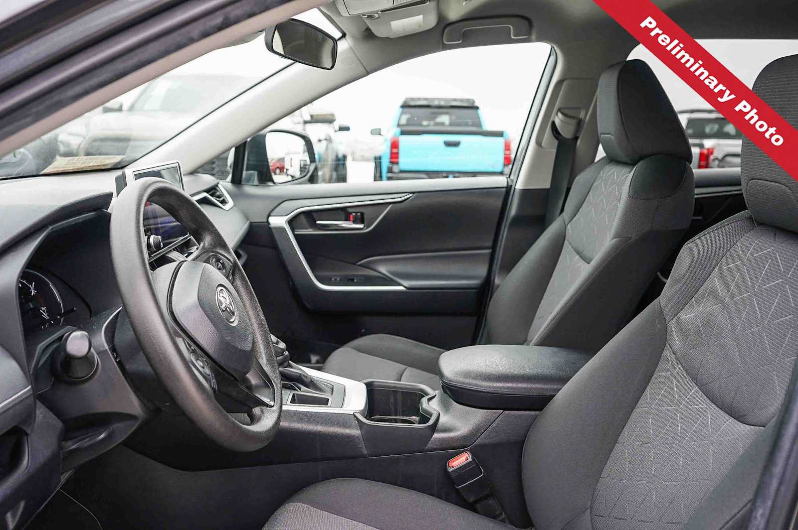 Used 2024 Toyota RAV4 XLE FWD image 13
