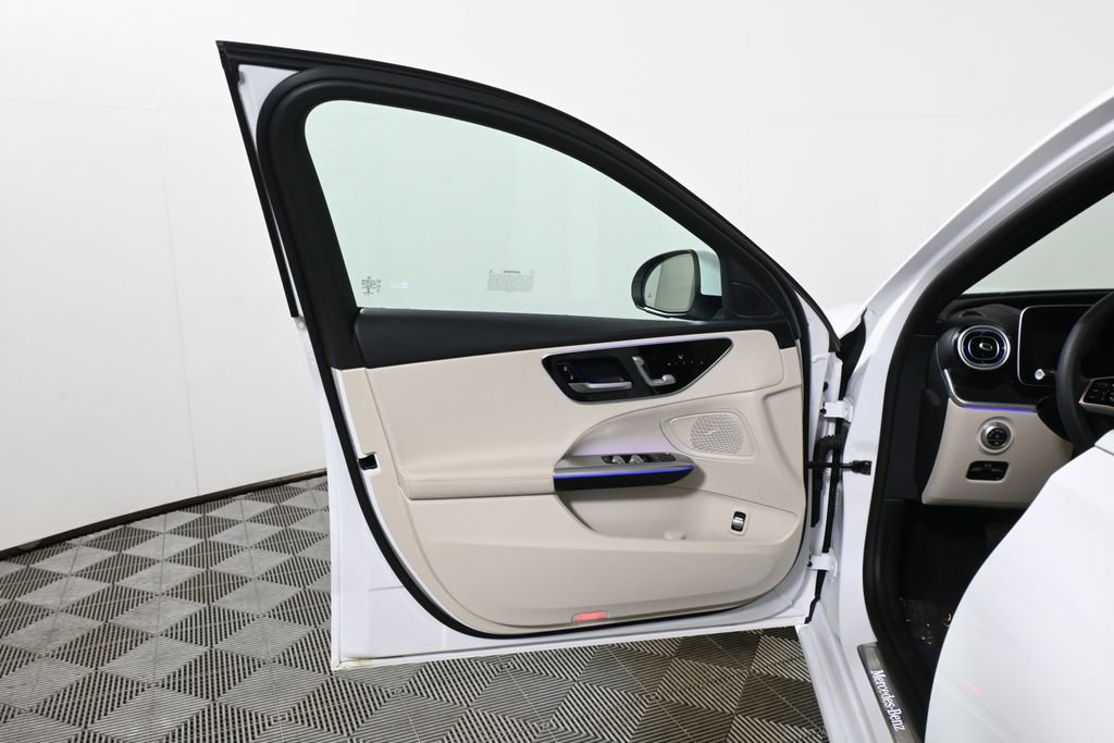 Certified 2023 Mercedes-Benz C 300 4MATIC Sedan image 28
