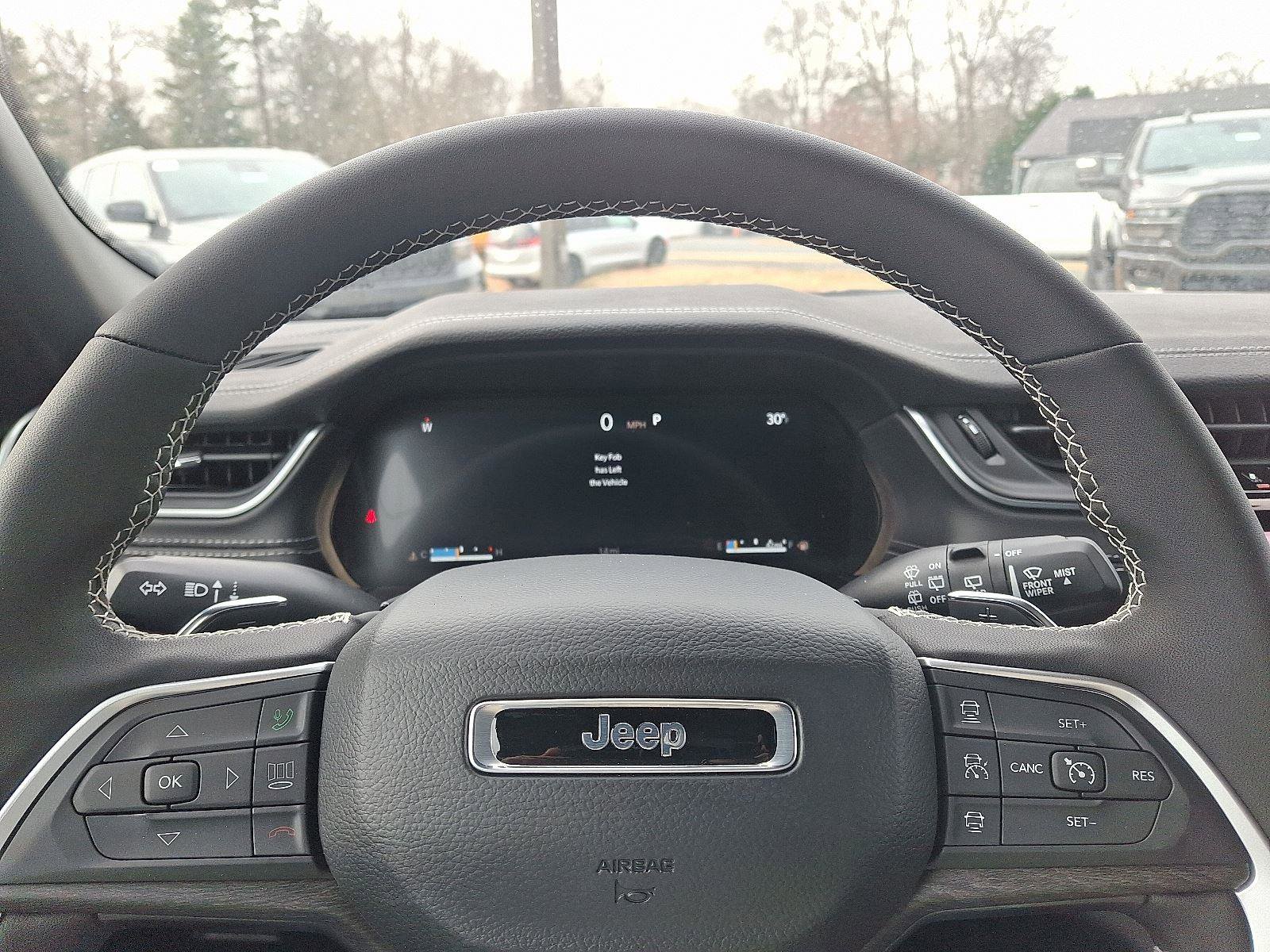 New 2025 Jeep Grand Cherokee L Limited image 15