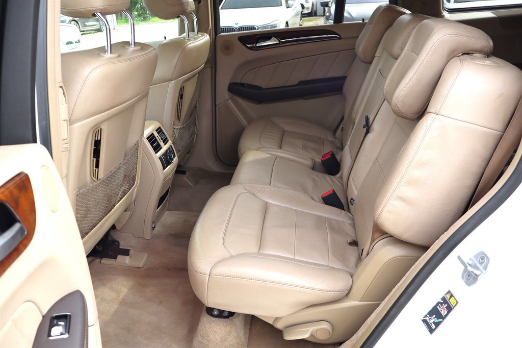 Used 2015 Mercedes-Benz GL 320 BlueTEC 4MATIC image 19