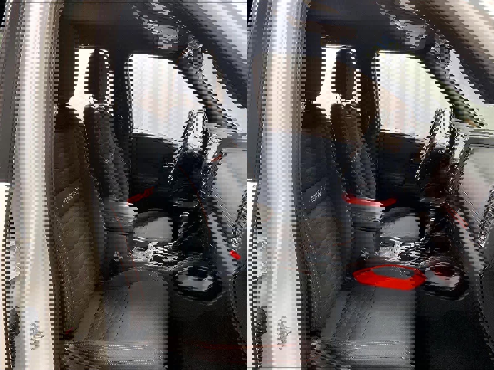 Used 2023 Nissan Frontier PRO-4X w/ Tow Package image 11