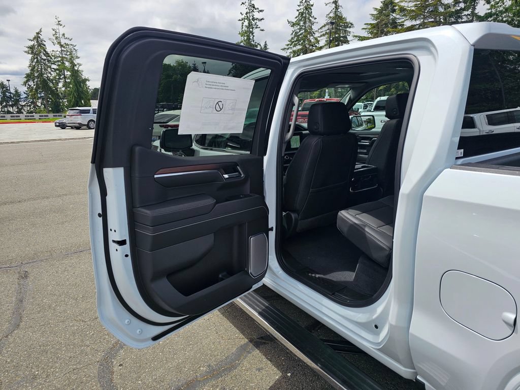 New 2026 GMC Sierra 1500 Denali w/ Denali Reserve Package AWD/4WD image 16