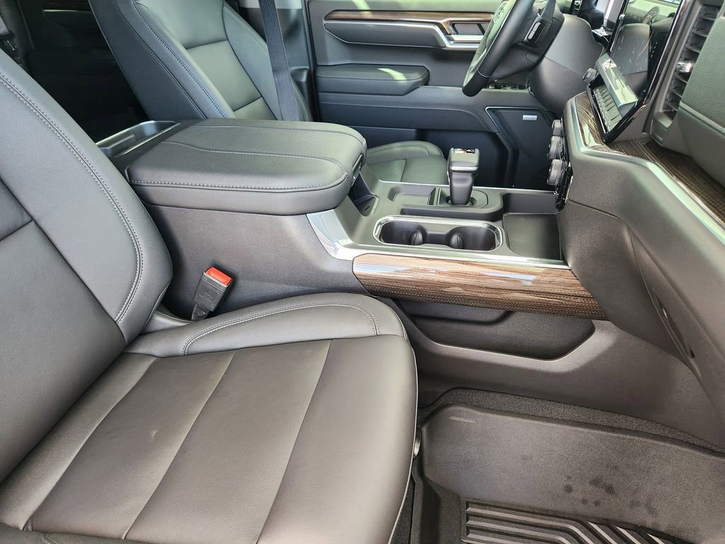 New 2026 Chevrolet Silverado 1500 LT Trail Boss w/ Convenience Package II AWD/4WD image 11