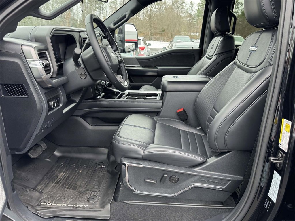 Used 2025 Ford F350 Platinum image 20