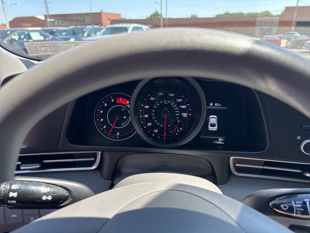 Used 2023 Hyundai Elantra SEL image 33