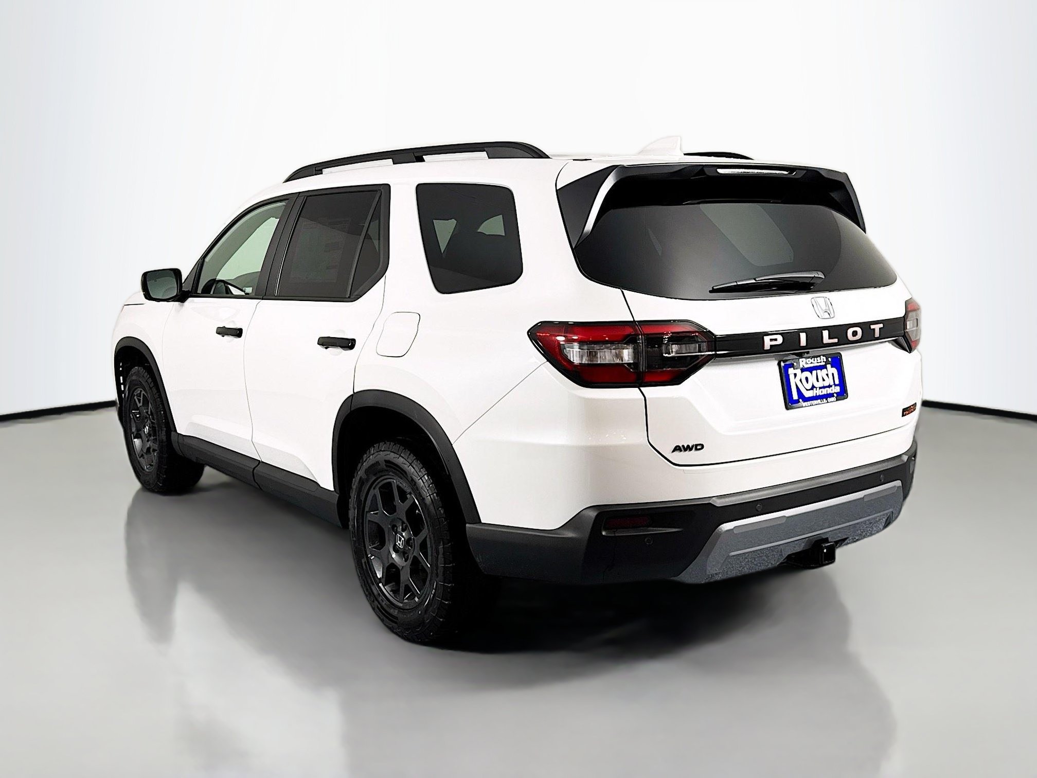 New 2026 Honda Pilot TrailSport image 7
