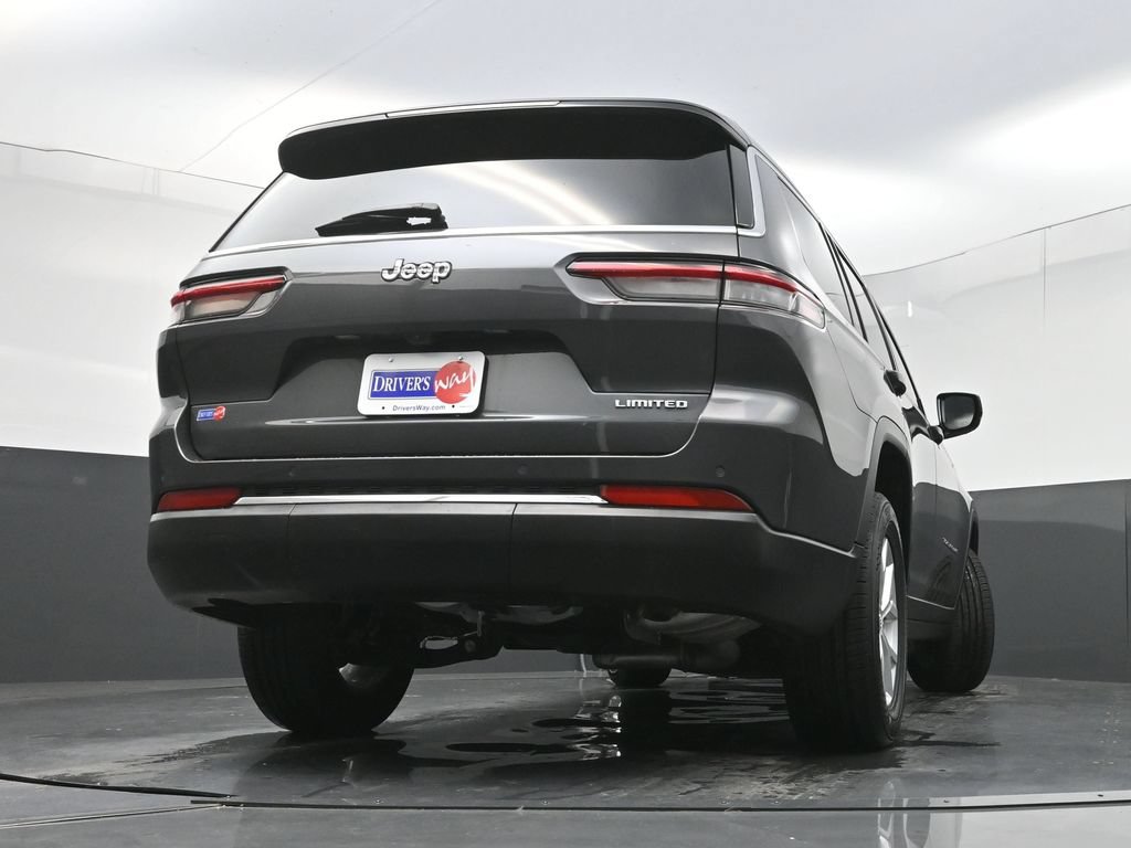 Used 2023 Jeep Grand Cherokee L Limited RWD image 33
