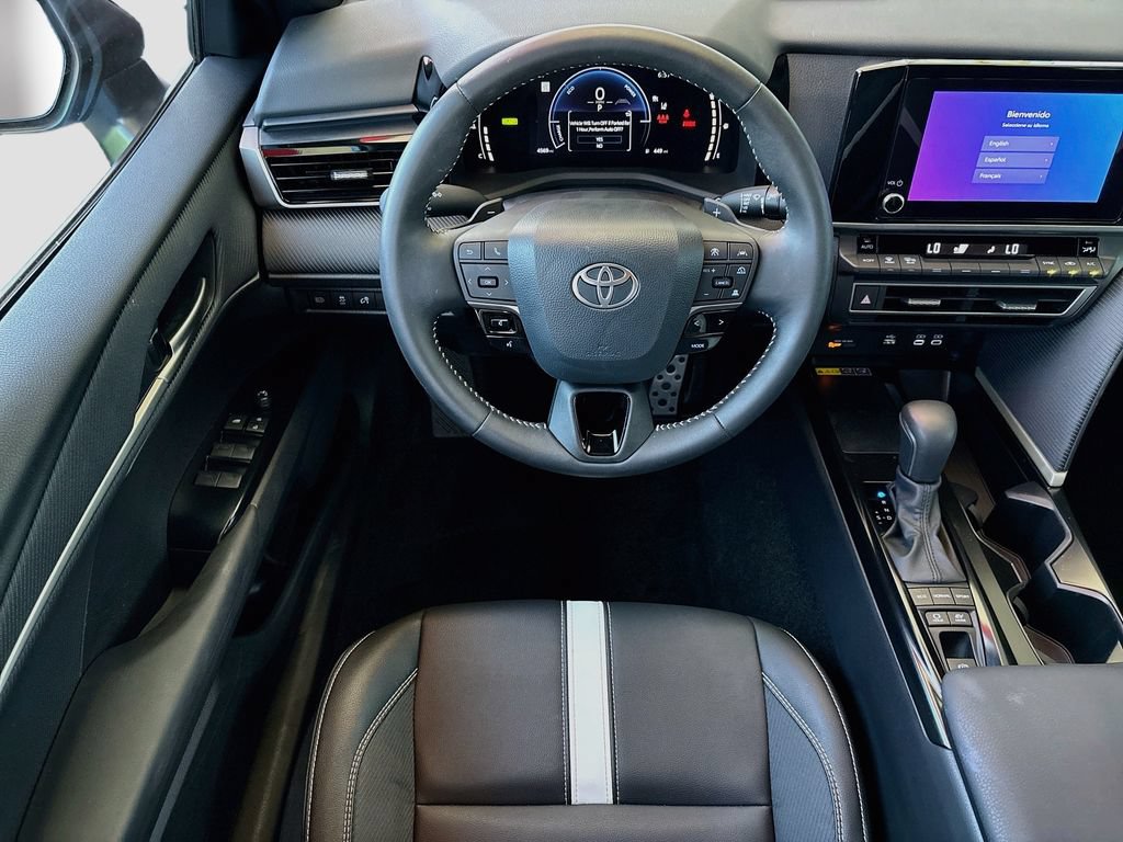 Used 2026 Toyota Camry SE FWD image 10