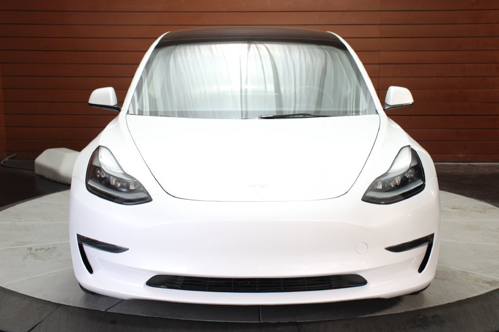 Used 2023 Tesla Model 3 Standard Range RWD image 2