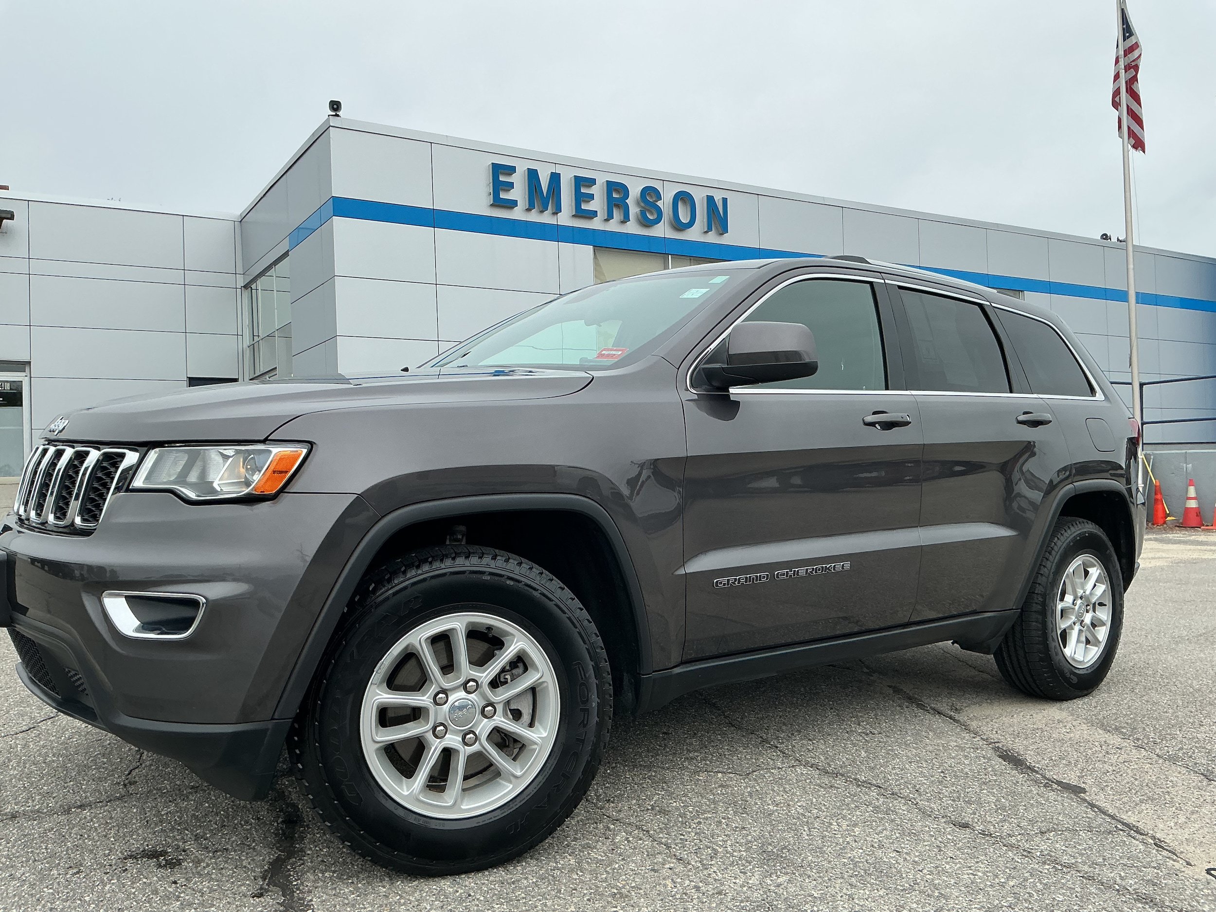 Used 2020 Jeep Grand Cherokee Laredo