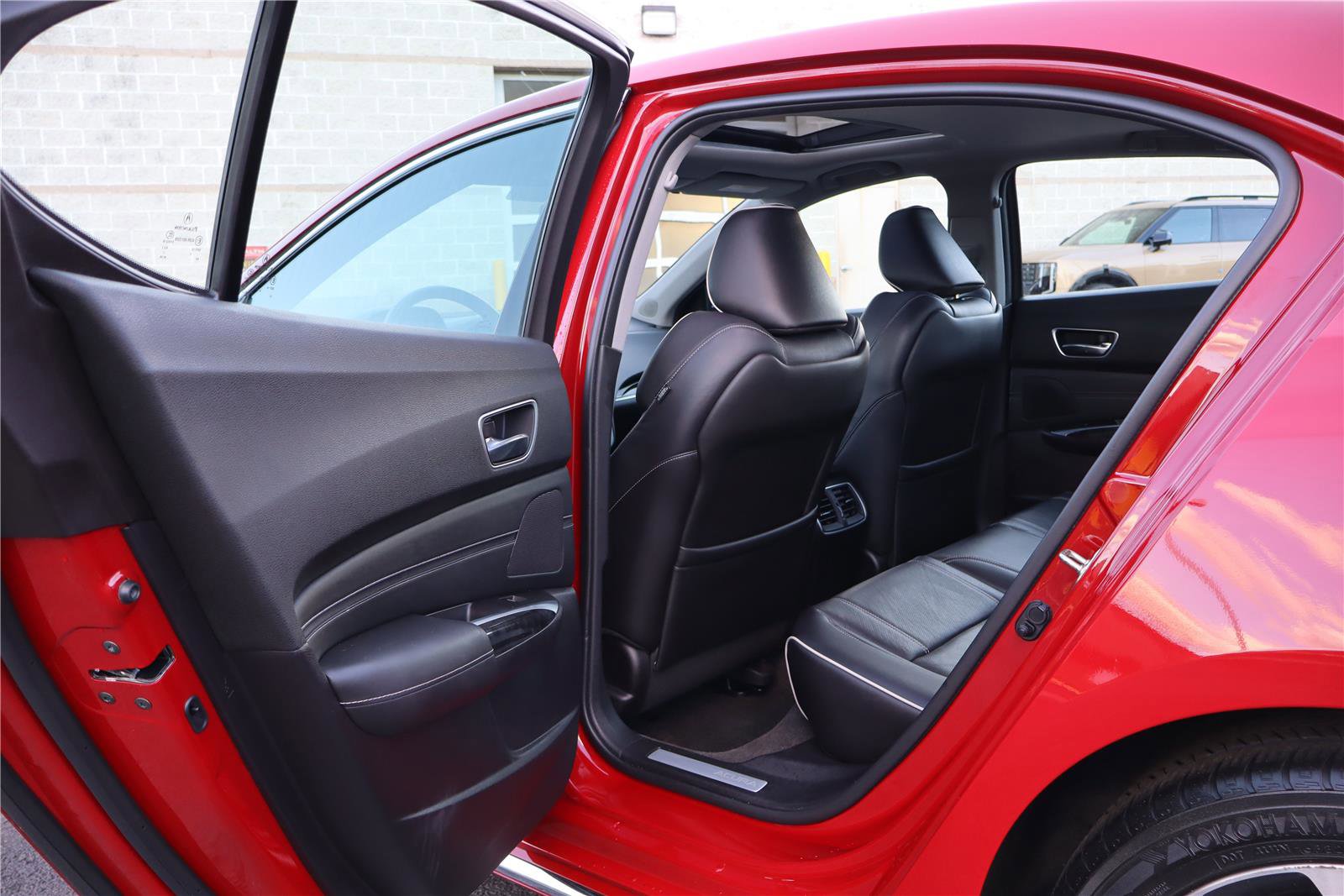 Used 2018 Acura TLX V6 w/ Technology Package image 25