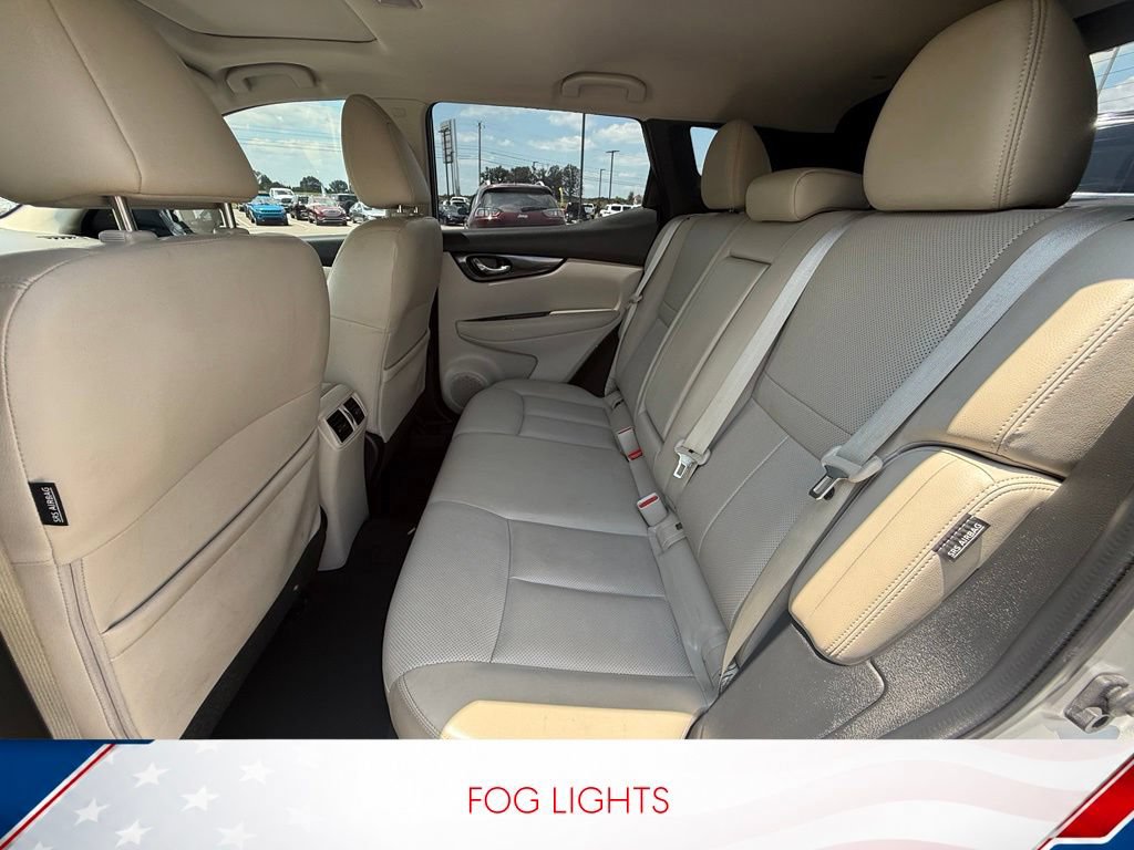 Used 2022 Nissan Rogue Sport SL w/ Premium Package FWD image 14