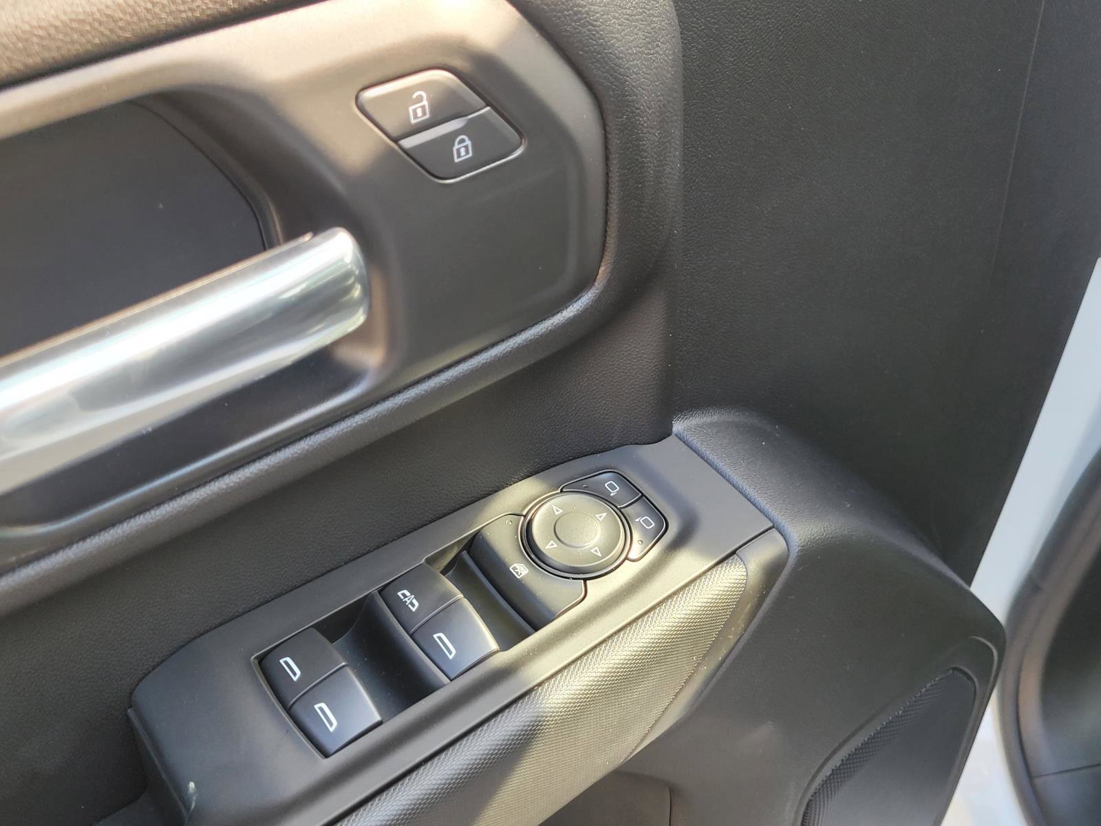 New 2026 Chevrolet Silverado 1500 Custom AWD/4WD image 13