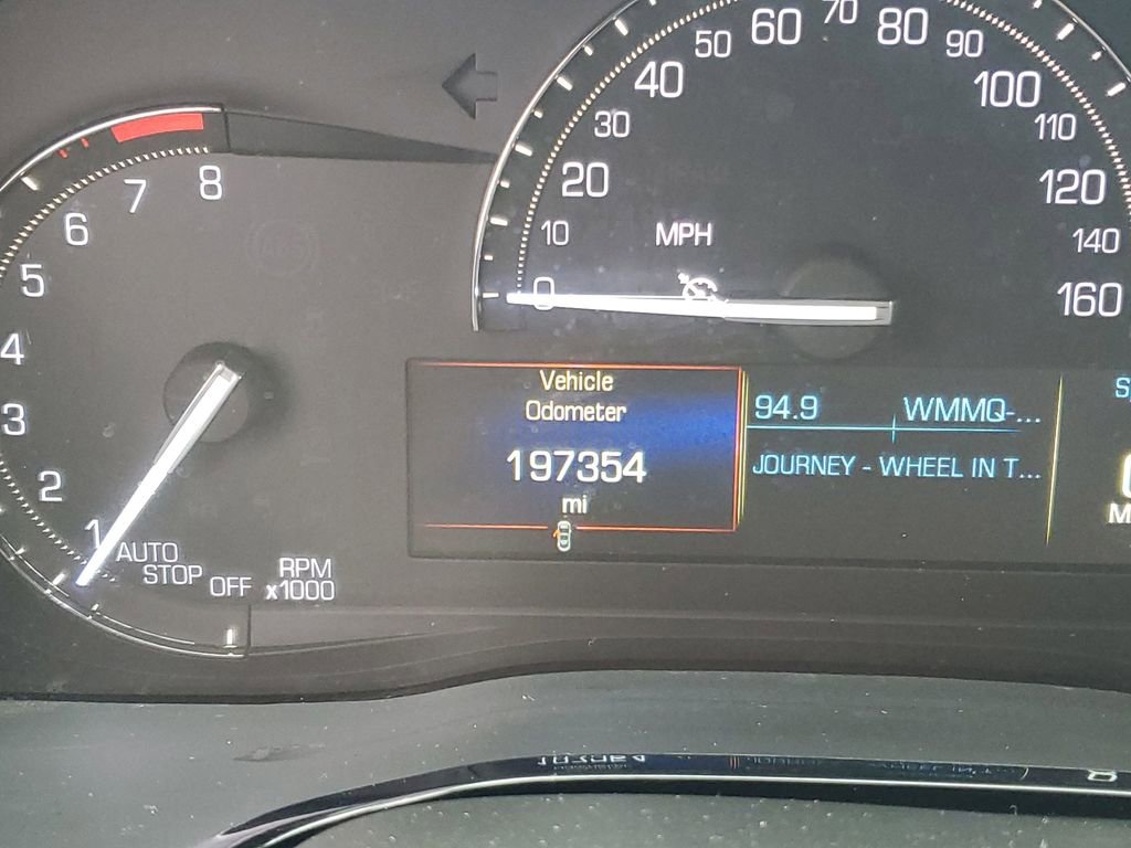 Used 2017 Cadillac XT5 Luxury w/ Driver Awareness Package image 14