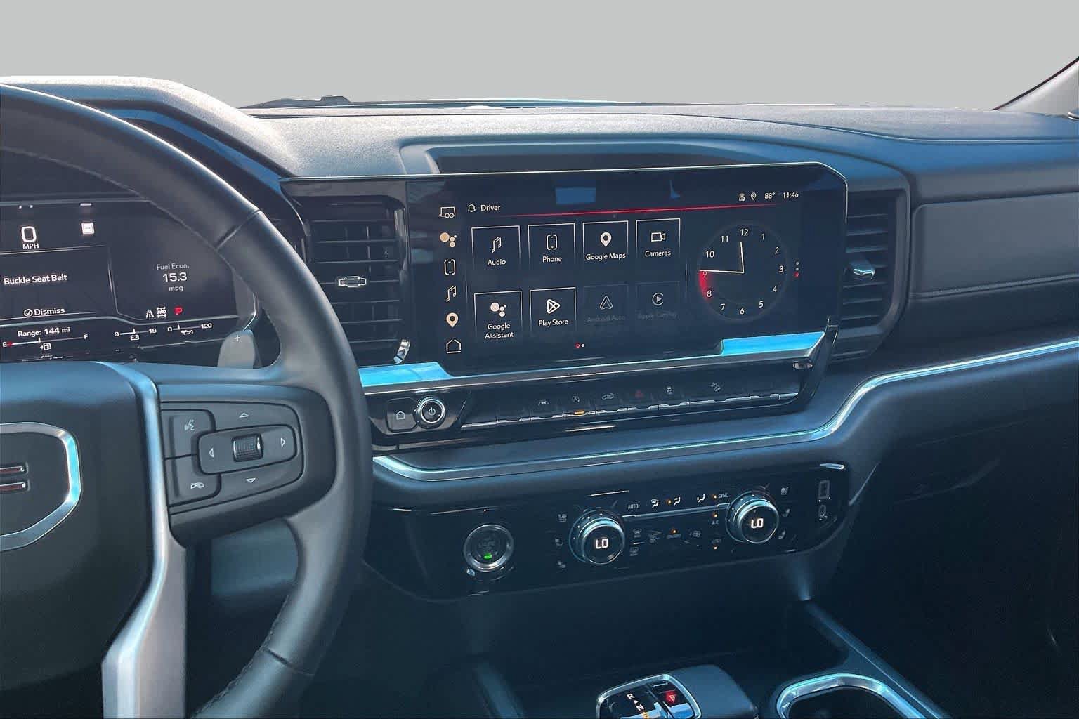 Used 2023 GMC Sierra 1500 SLT w/ SLT Premium Package AWD/4WD image 7