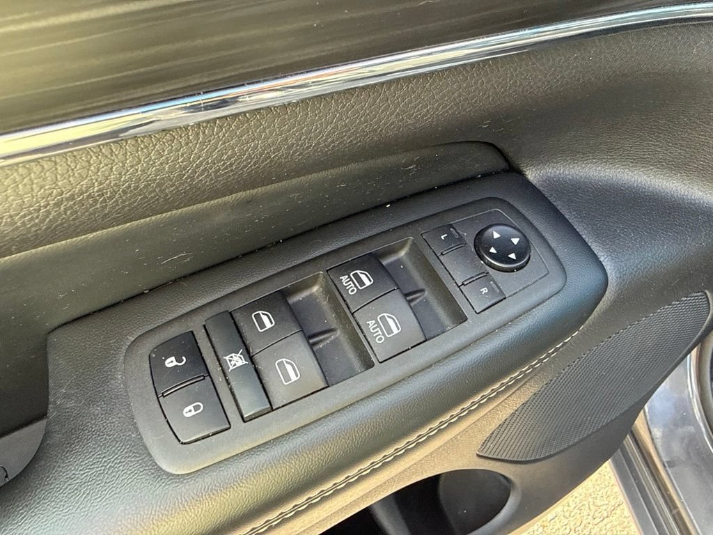 Used 2021 Jeep Grand Cherokee Limited w/ Quick Order Package 28K 80th AWD/4WD image 22