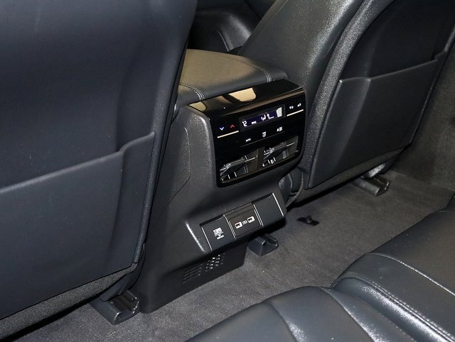 Certified 2023 Acura MDX SH-AWD image 16