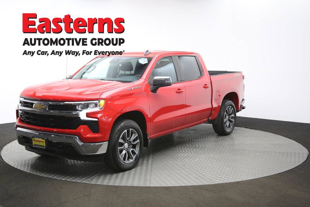 Used 2023 Chevrolet Silverado 1500 LT AWD/4WD image 57