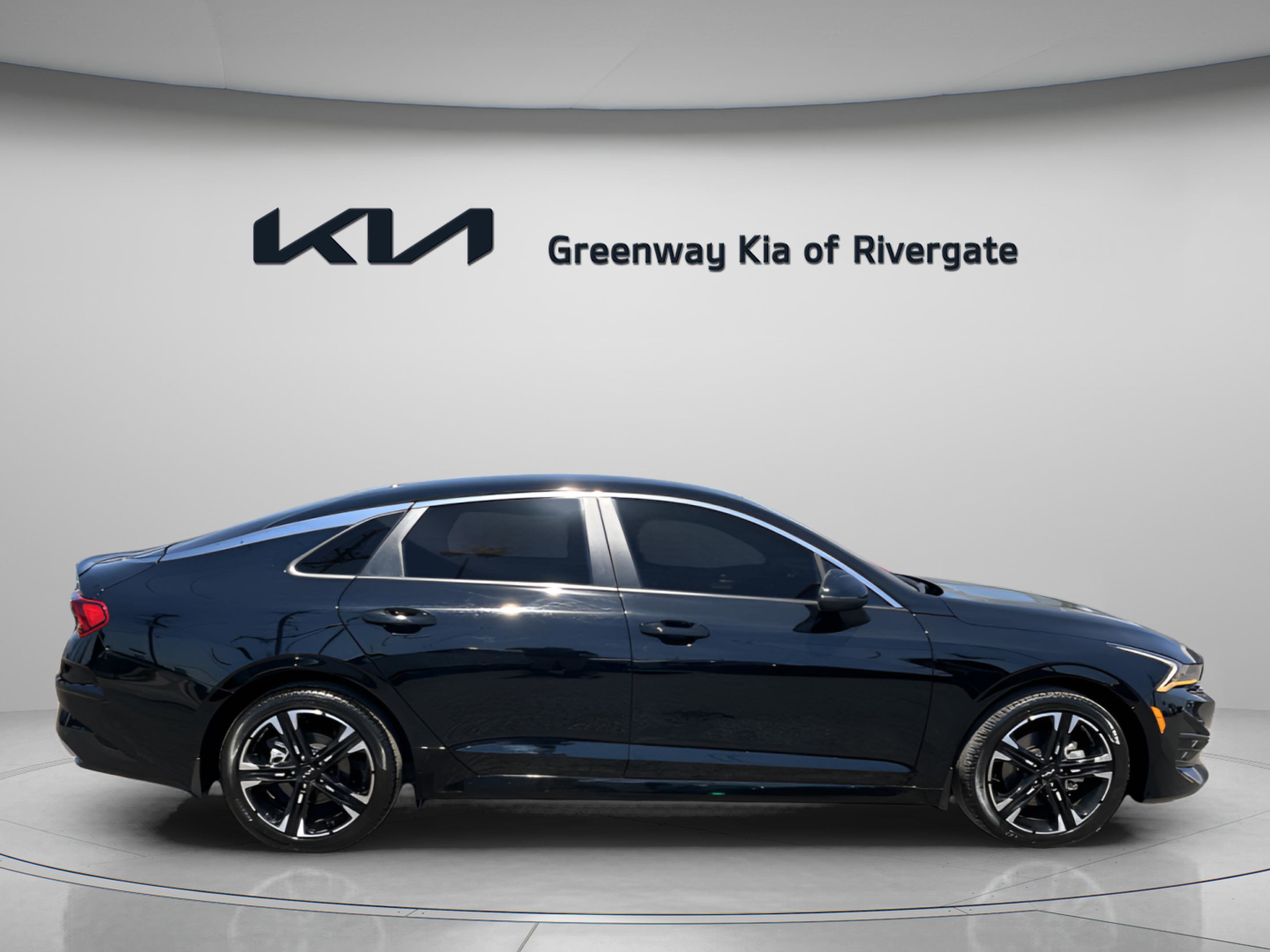 Used 2024 Kia K5 GT-Line w/ GT-Line Premium Package FWD image 8
