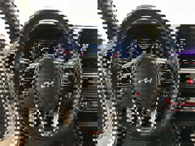 Used 2023 Kia Forte GT-Line image 7