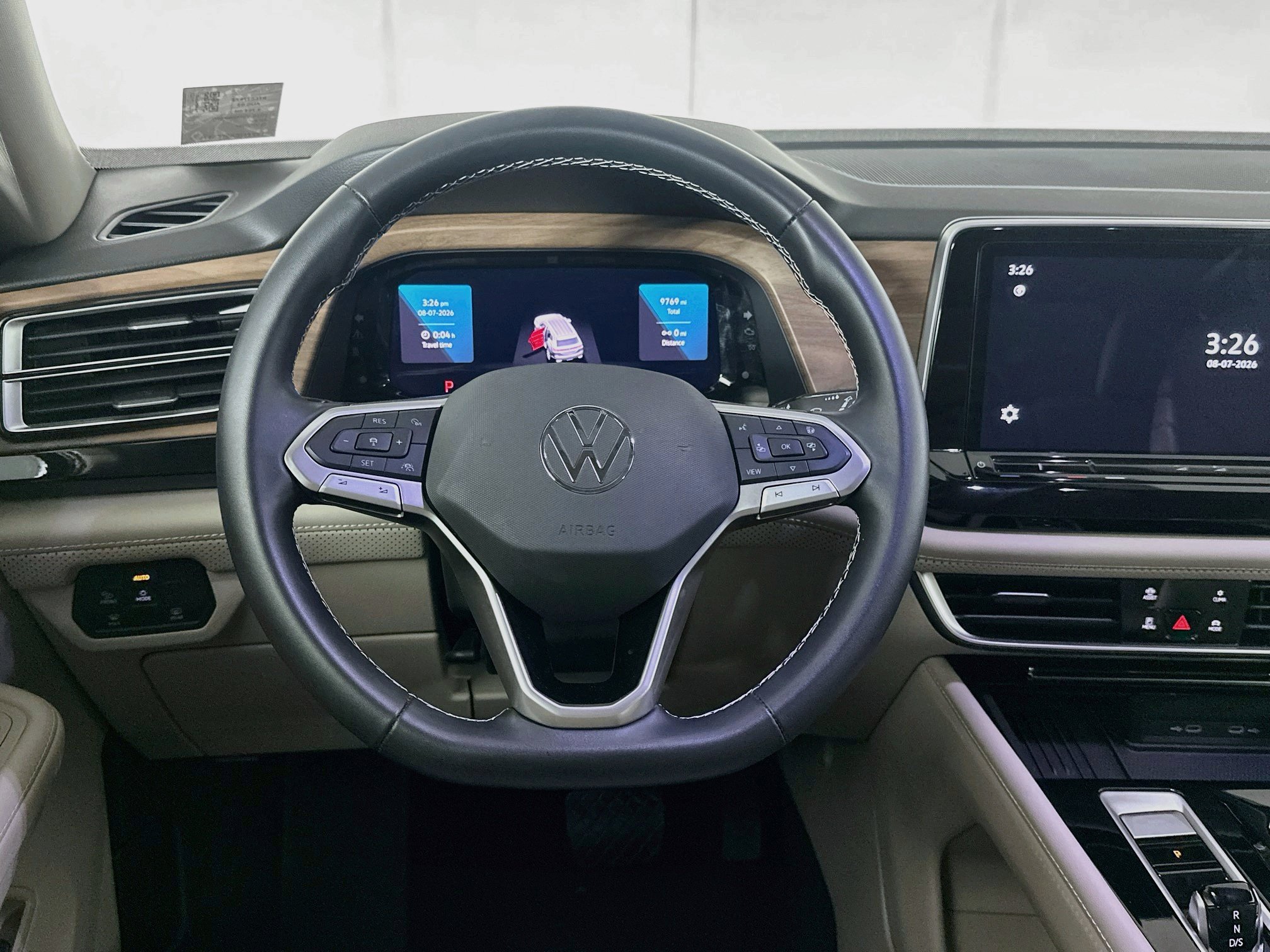 Used 2026 Volkswagen Atlas SE FWD image 18