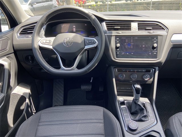 Used 2024 Volkswagen Tiguan S image 13