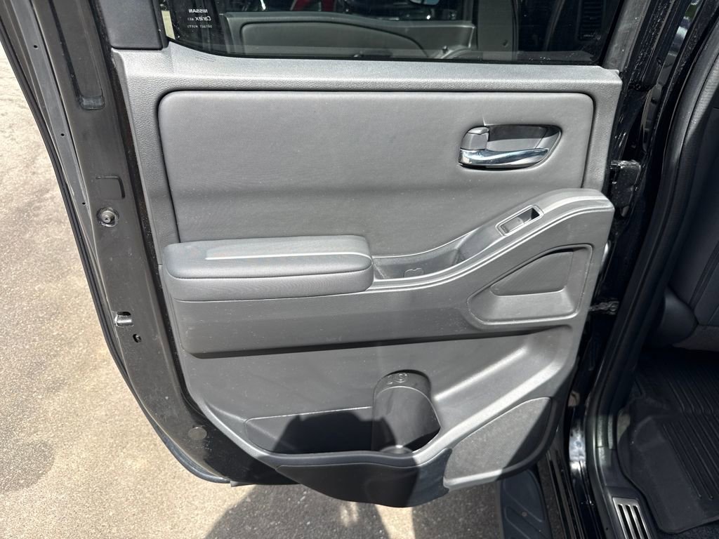 Certified 2023 Nissan Frontier SV w/ Midnight Edition Package image 34