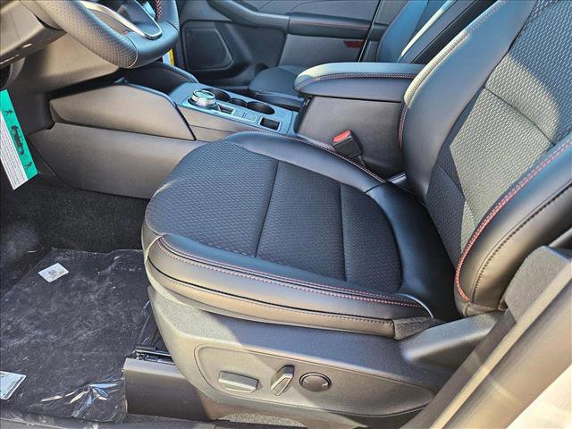 New 2025 Ford Escape ST-Line w/ Equipment Group 301A image 4