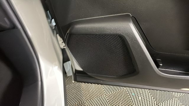 Used 2023 Toyota Highlander L FWD image 31