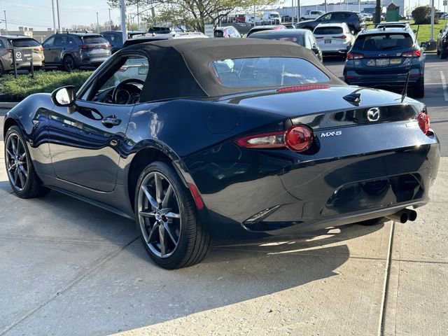 Used 2017 MAZDA MX-5 Miata Grand Touring RWD image 5