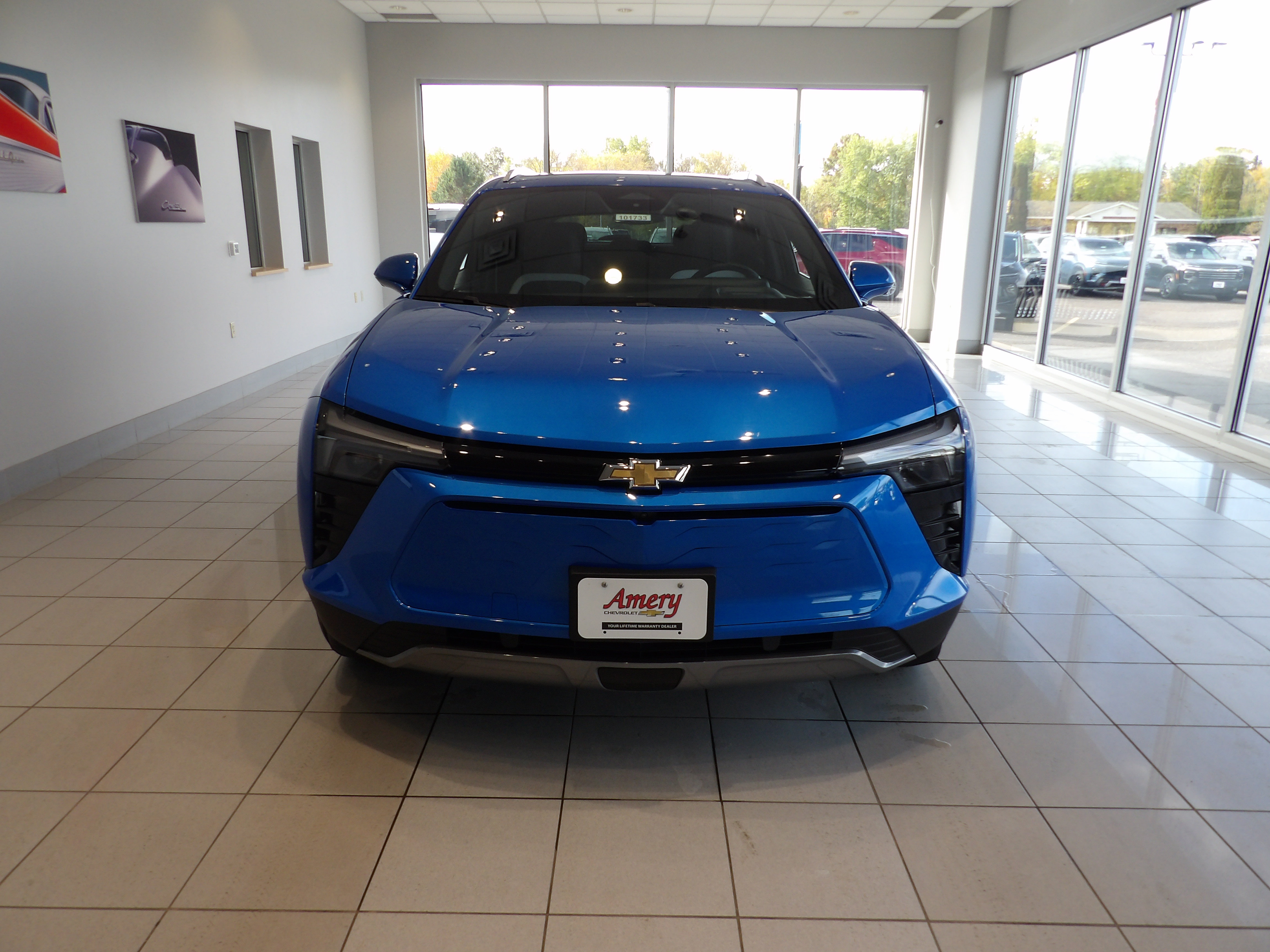 Used 2024 Chevrolet Blazer EV LT AWD/4WD image 2