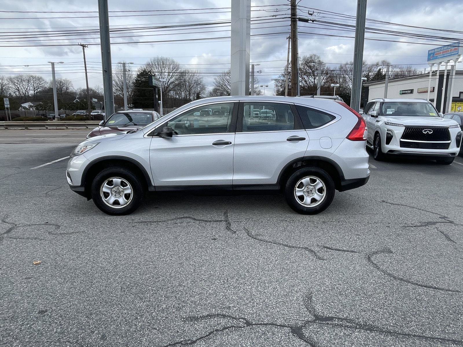 Used 2015 Honda CR-V LX image 5